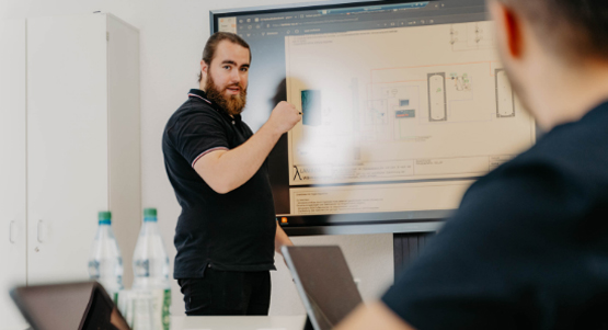 starte-bei-uns-lorenz-egly